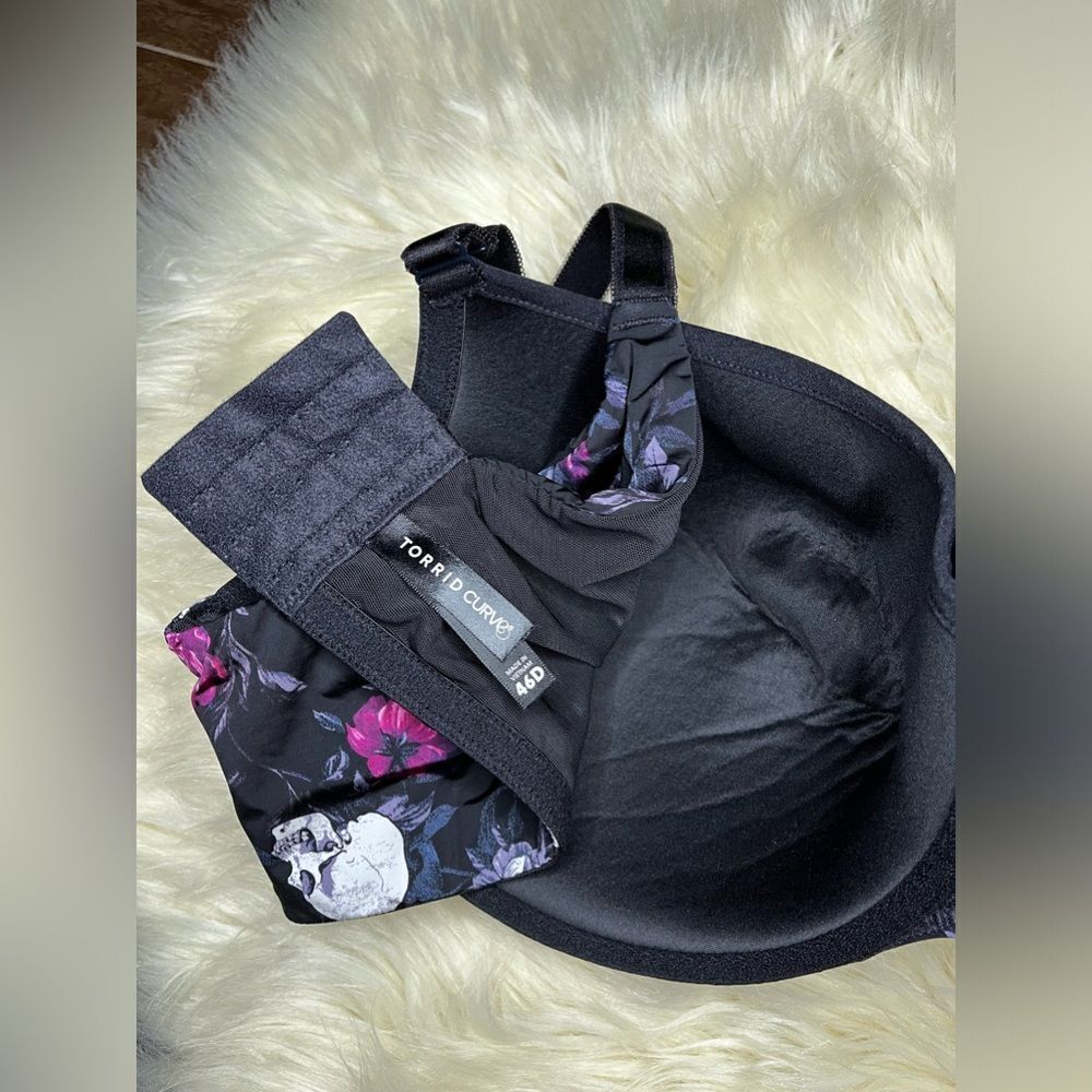 Torrid Curve 360 Back Smoothing Lightly Lined Ful… - image 6